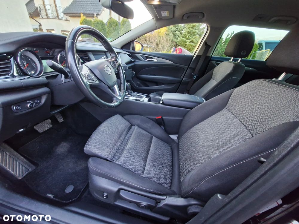 Opel Insignia 1.6 CDTI Enjoy S&S - 10