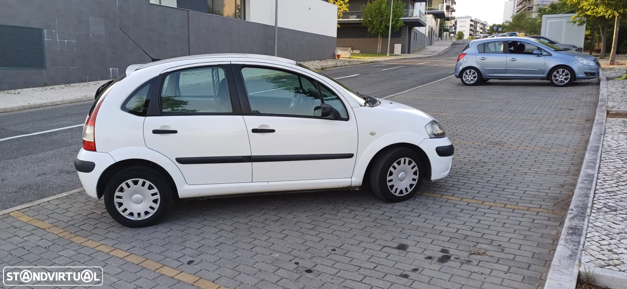 Citroën C3 1.4 HDi Exclusive - 3
