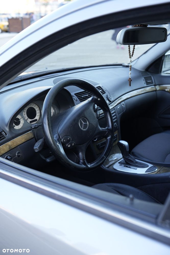 Mercedes-Benz Klasa E 280 CDI Avantgarde - 17