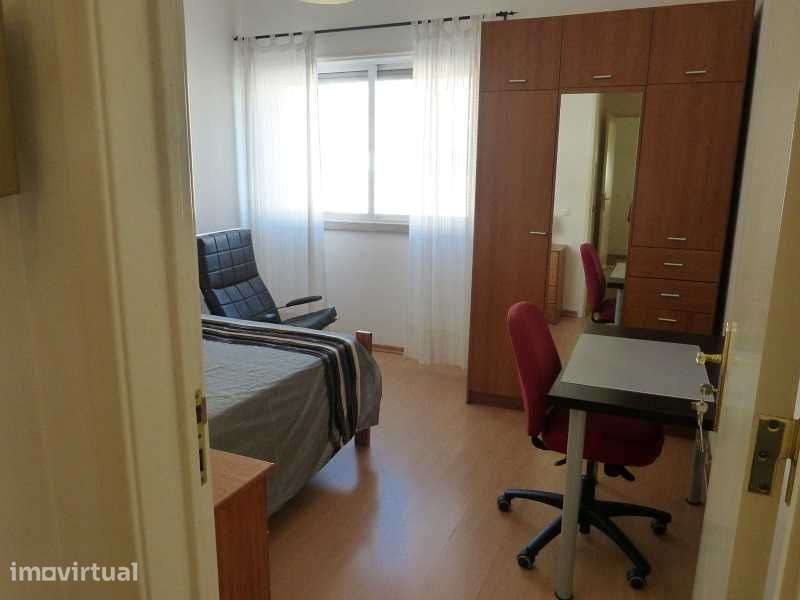 Apartamento t2 com arrecadação Olaias Lisboa - Grande imagem: 2/12