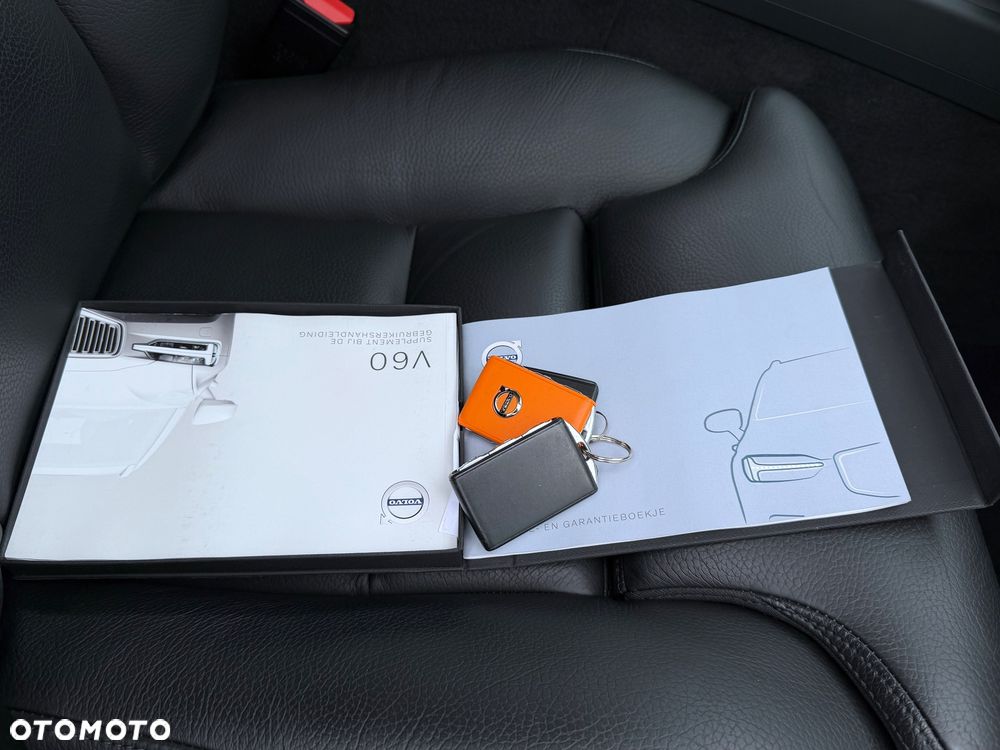 Volvo V60 B4 B Geartronic Momentum Pro - 37