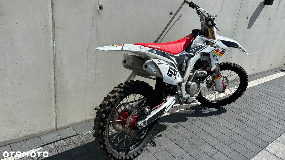 Honda CRF - 7