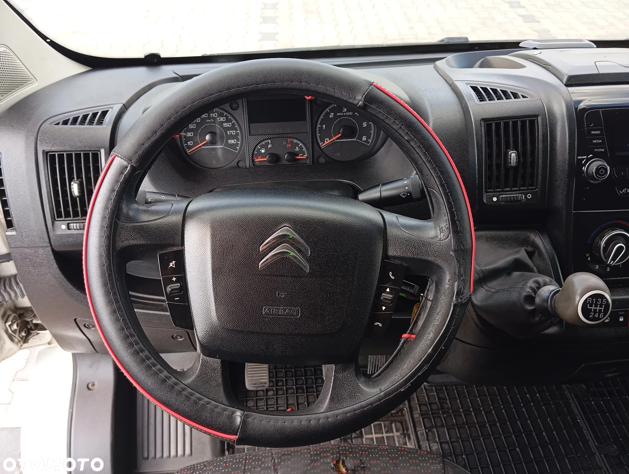 Citroën Jumper 33 BlueHDi L2H2 - 7