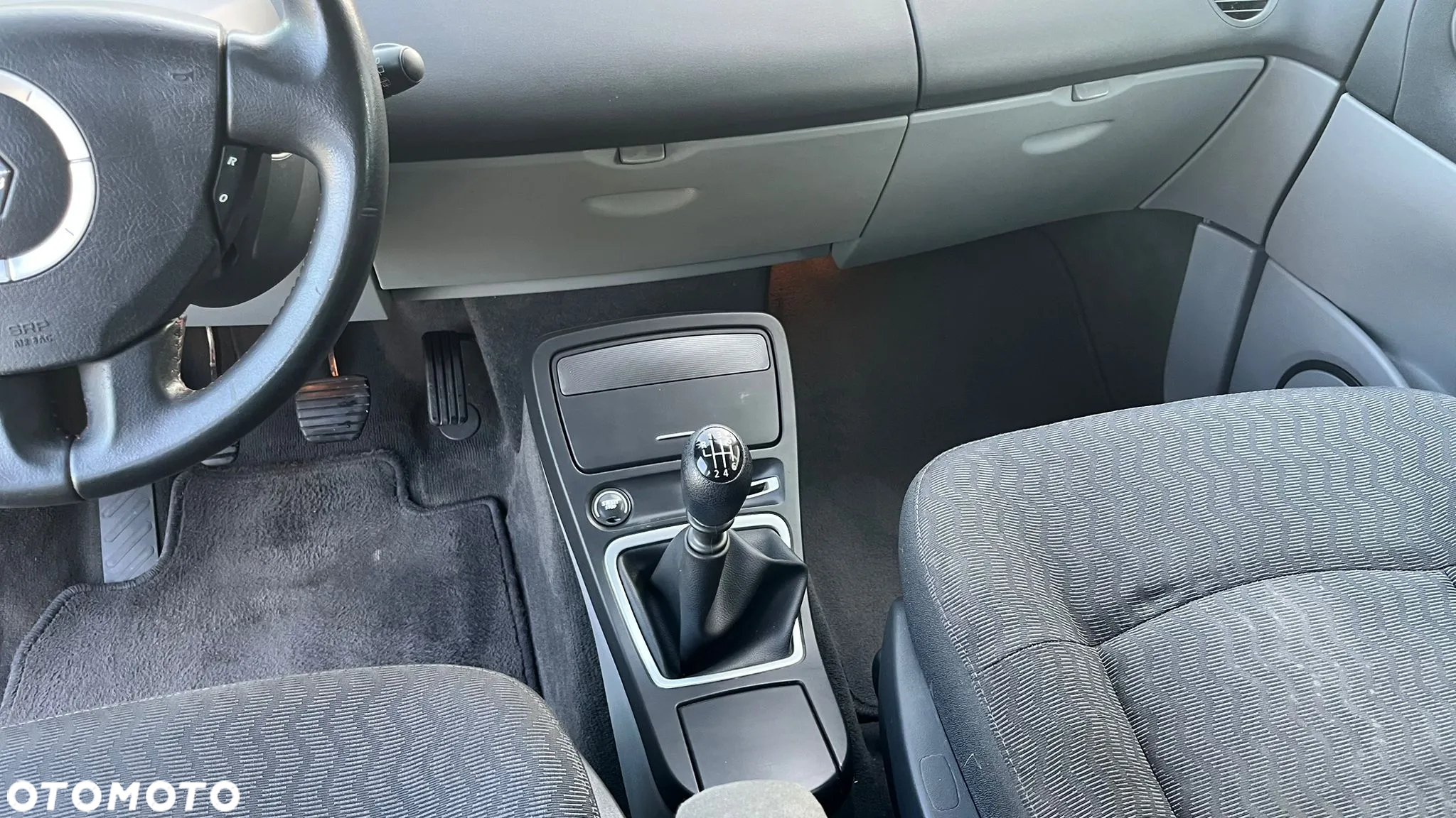 Renault Espace 2.0 Dynamique - 25