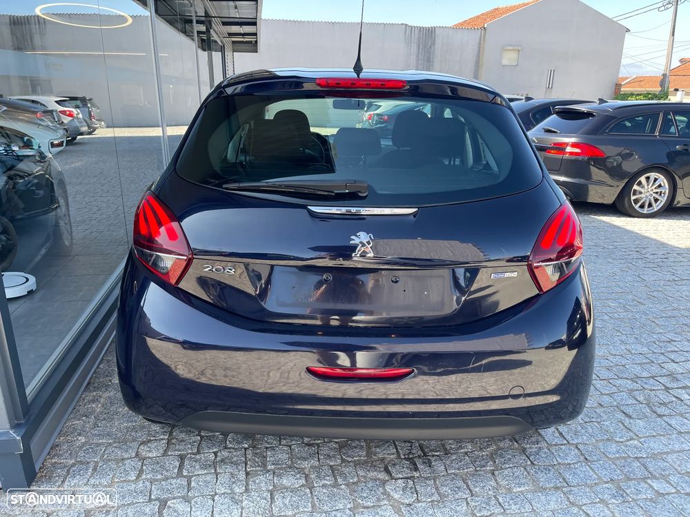 Peugeot 208 1.2 PureTech Active - 11