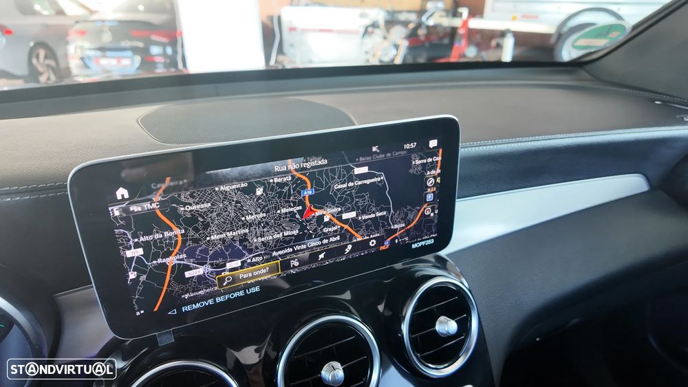 Mercedes-Benz GLC 300 de Coupe 4Matic 9G-TRONIC AMG Line Plus - 25