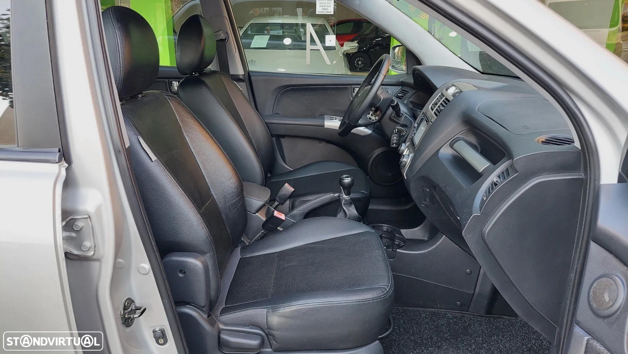 Kia Sportage 2.0 CRDI EX 4WD - 11
