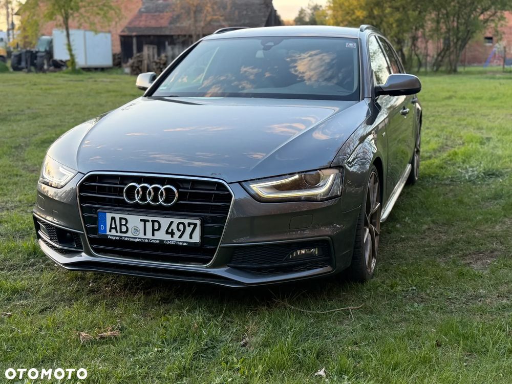 Audi A4 Avant 2.0 TDI DPF clean diesel quattro S tronic S line Sportpaket - 9