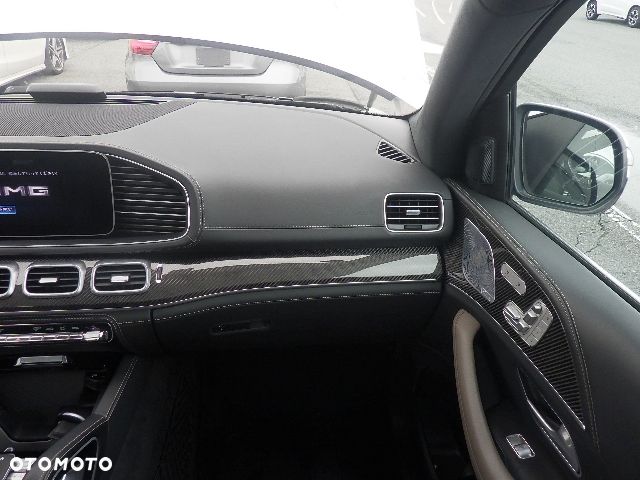 Mercedes-Benz GLS - 20