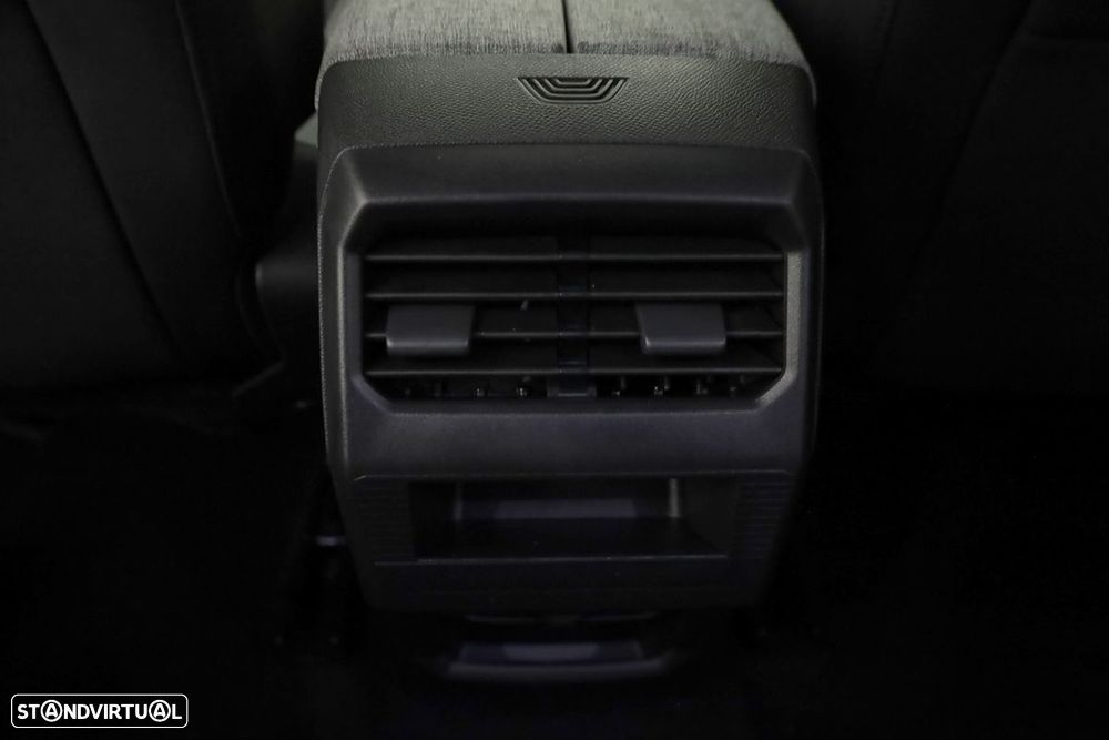 Peugeot 3008 1.2 Hybrid Allure e-DCS6 - 22