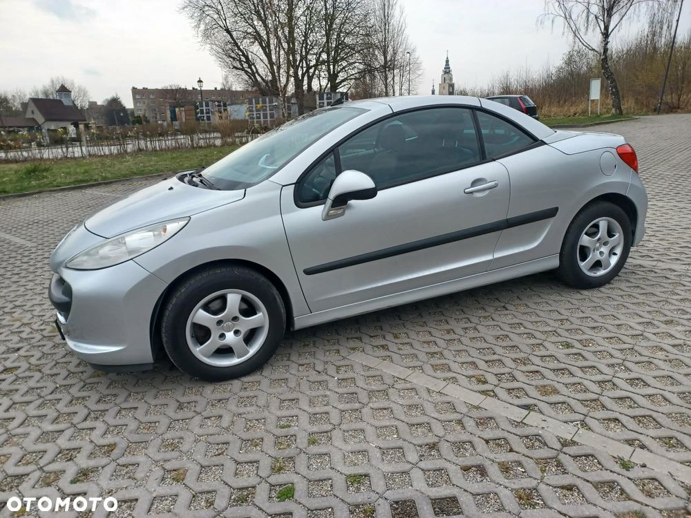 Peugeot 207 CC 120 VTi Active - 9