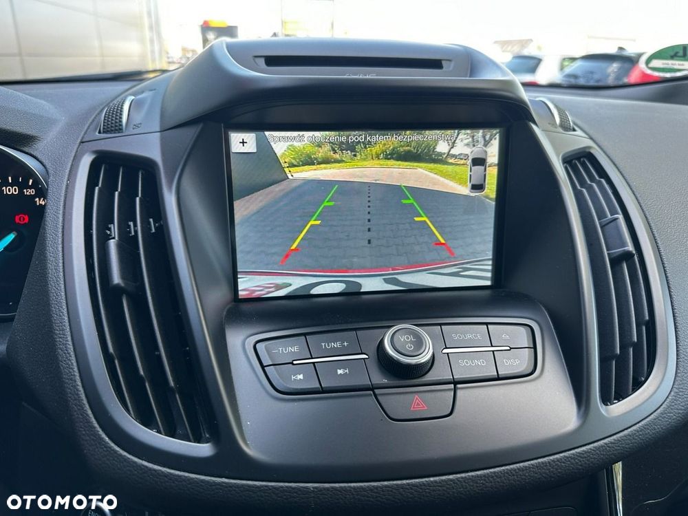 Ford Kuga 1.5 EcoBoost 2x4 ST-Line - 32