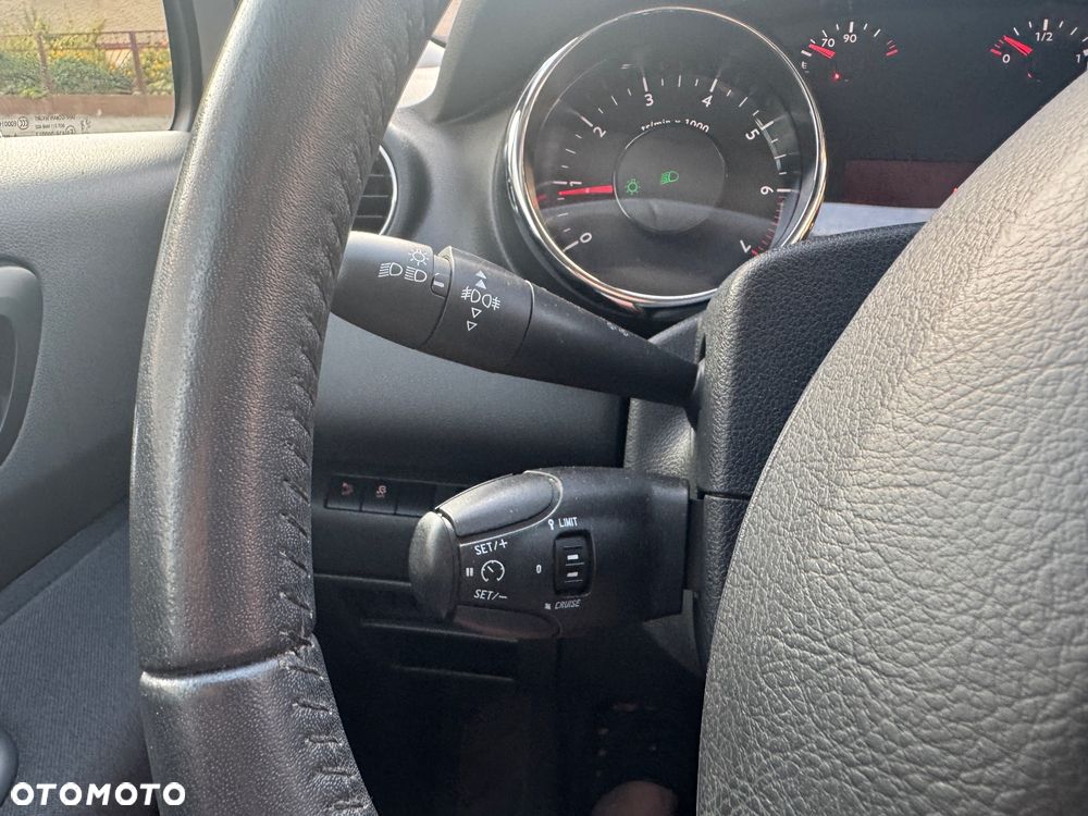 Peugeot 5008 120 VTi Active - 9