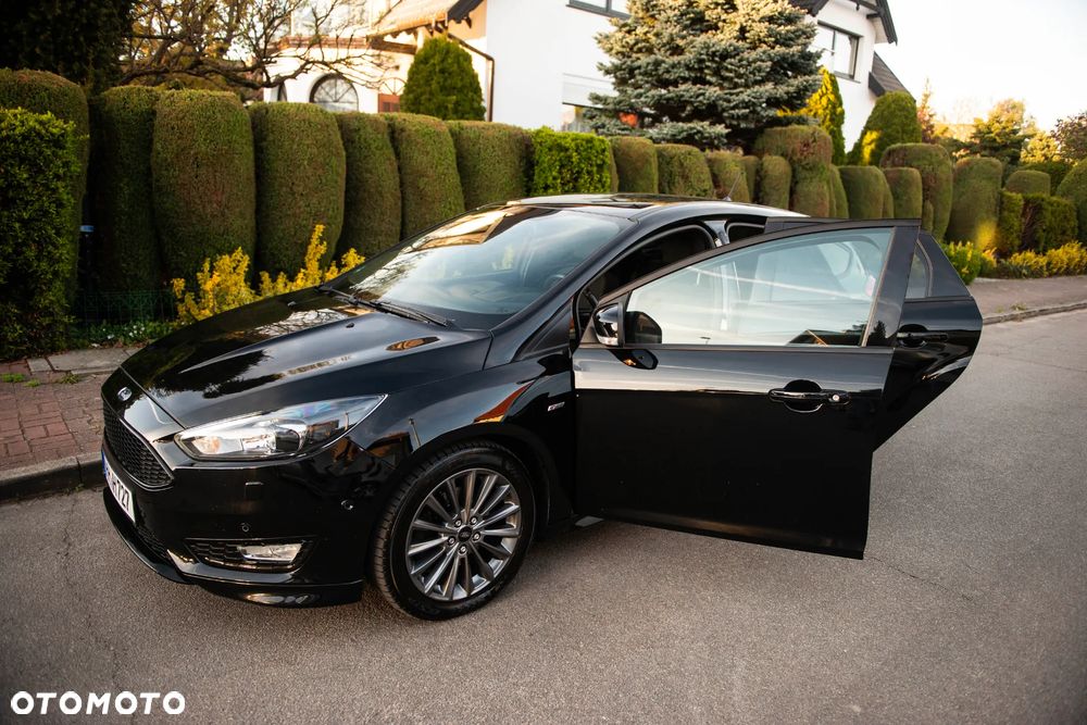 Ford Focus 1.5 EcoBoost ST-Line Red ASS - 8
