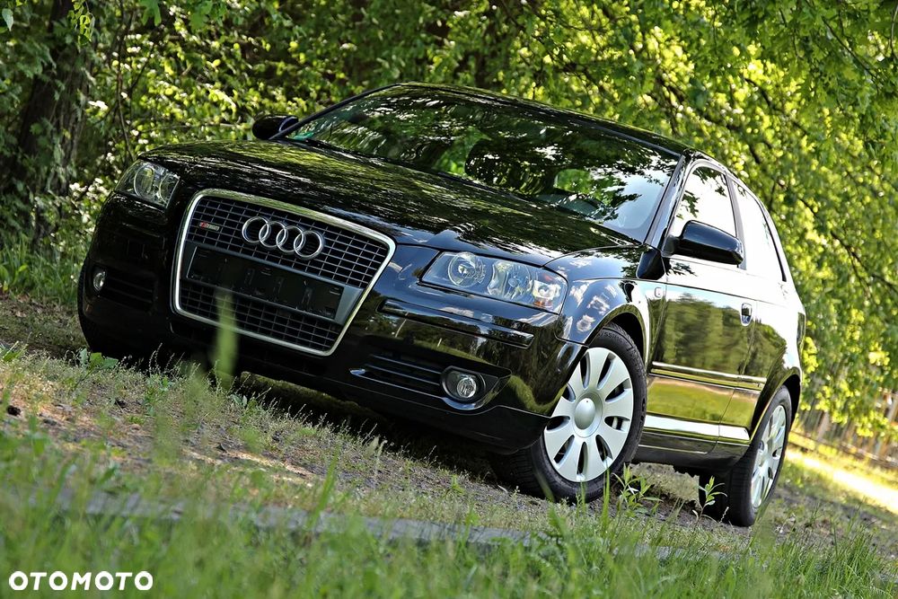 Audi A3 3-drzwiowe 1.6 S Line Sportpaket plus - 2