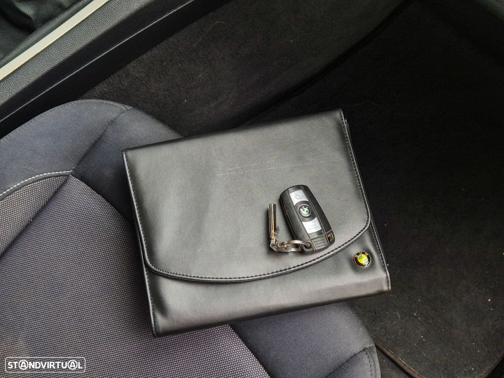 BMW 116 d Line Sport - 11