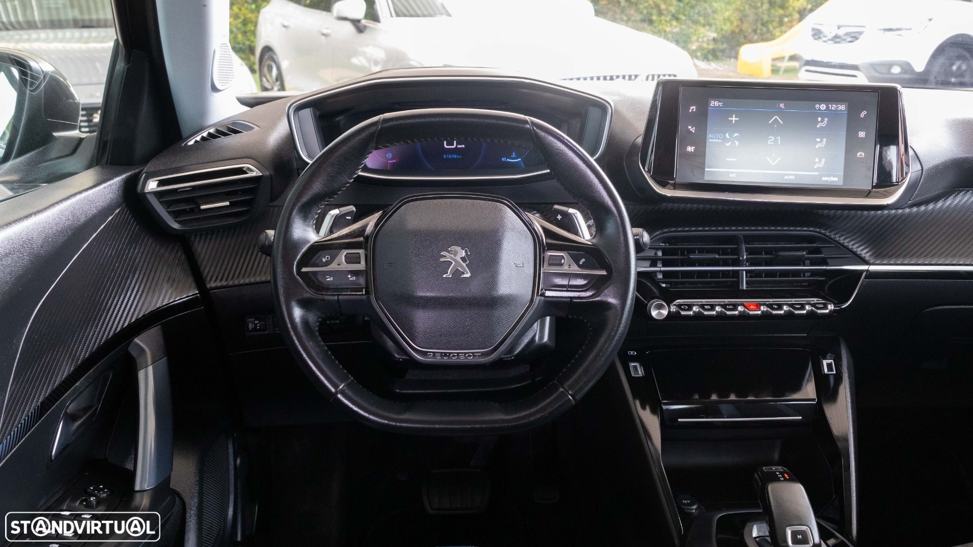 Peugeot 2008 1.2 PureTech Allure EAT8 - 5