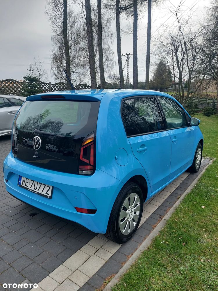 Volkswagen up! United - 4