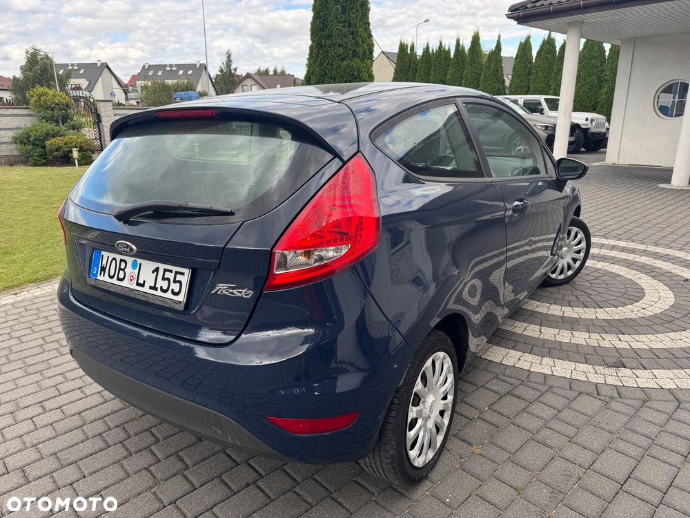 Ford Fiesta 1.25 Ambiente EU5 - 6