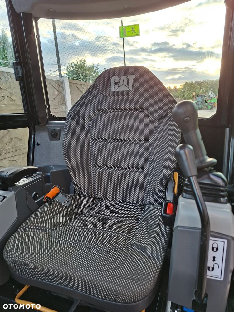 Caterpillar 301.8 05A Powertilt - 33
