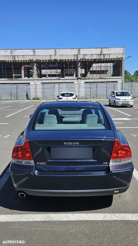 Volvo S60 2.4 D5 Kinetic - 5
