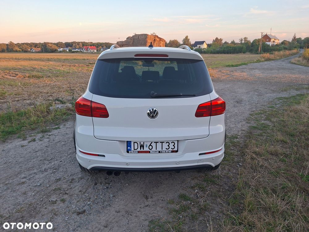 Volkswagen Tiguan 2.0 TDI 4Mot R-Style DSG - 26