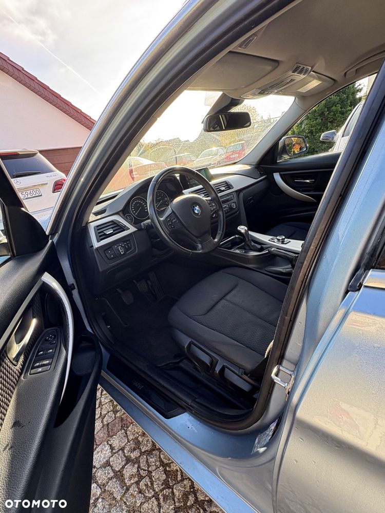BMW Seria 3 316d Advantage - 12