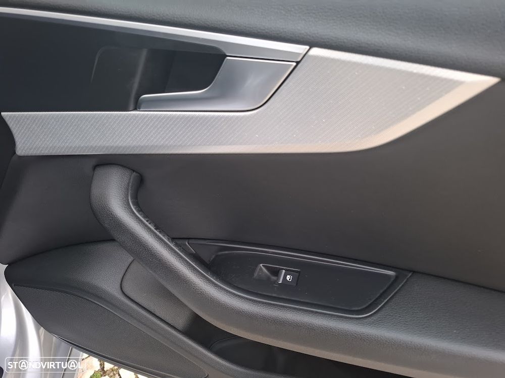 Audi A4 Avant 2.0 TDI S-line - 43