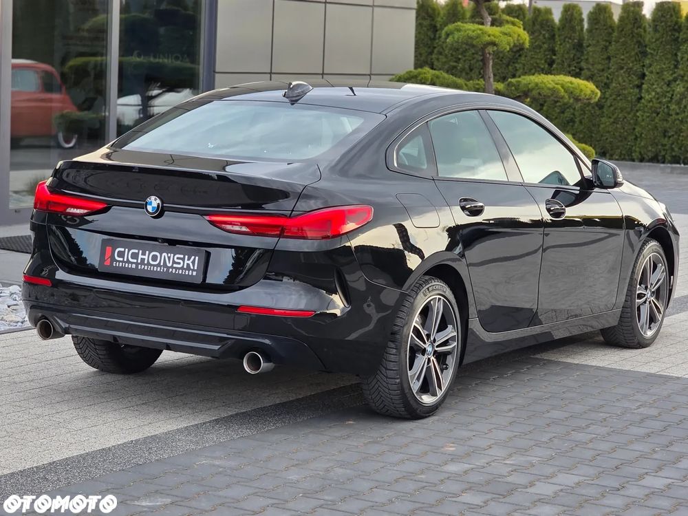 BMW Seria 2 220d xDrive Sport Line sport - 32