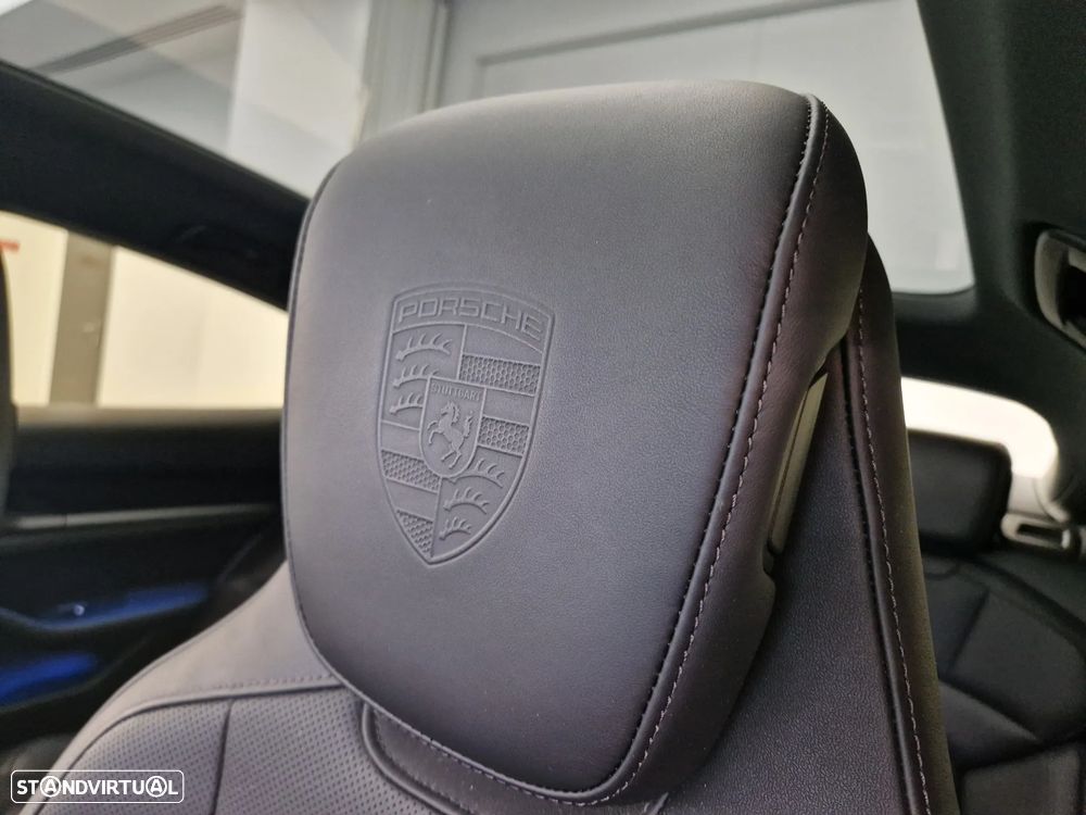 Porsche Taycan Standard - 45