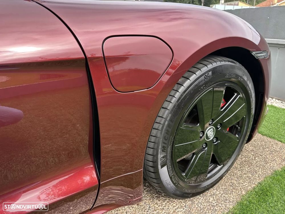 Porsche Taycan 4S - 19