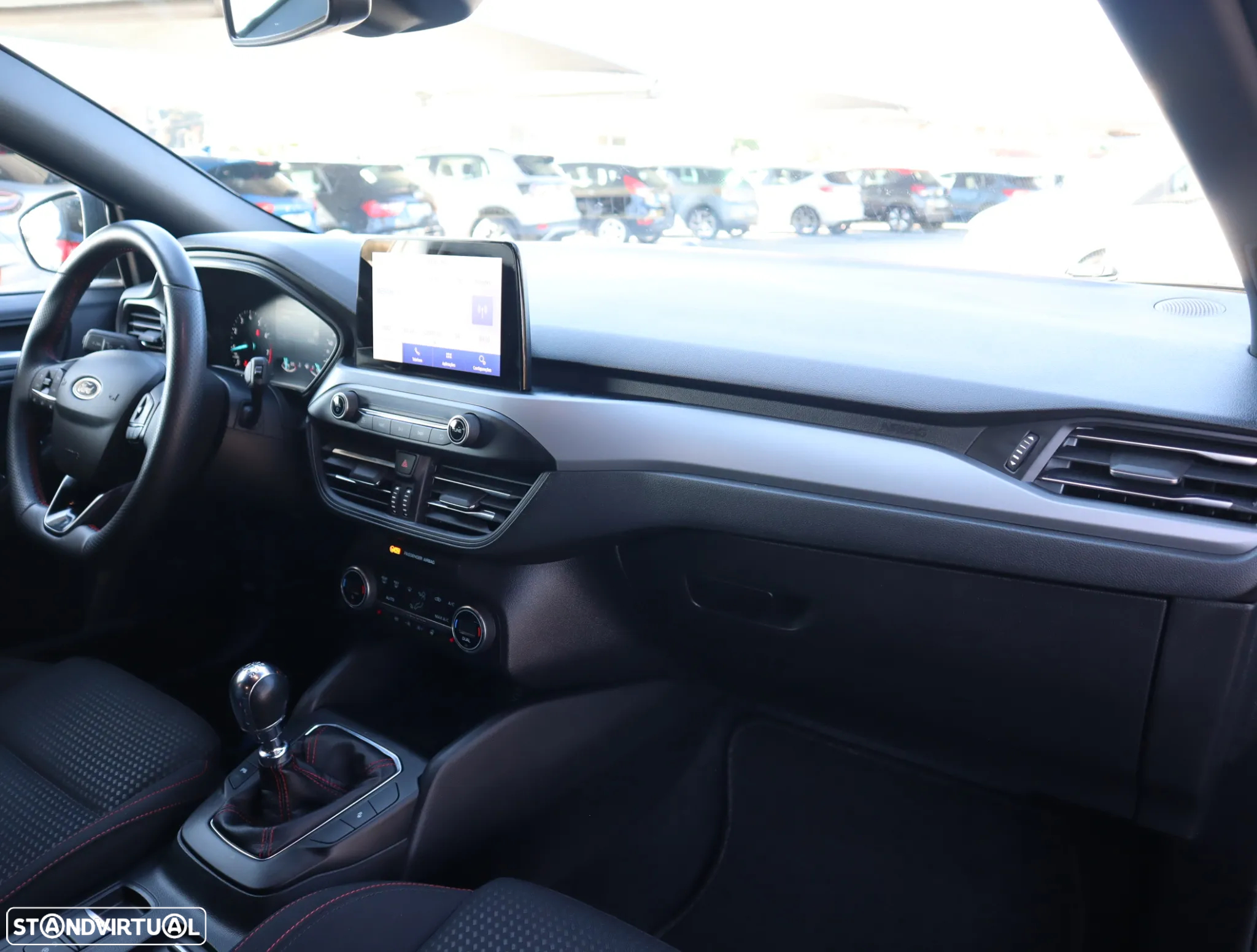 Ford Focus SW 1.0 EcoBoost MHEV ST-Line - 4