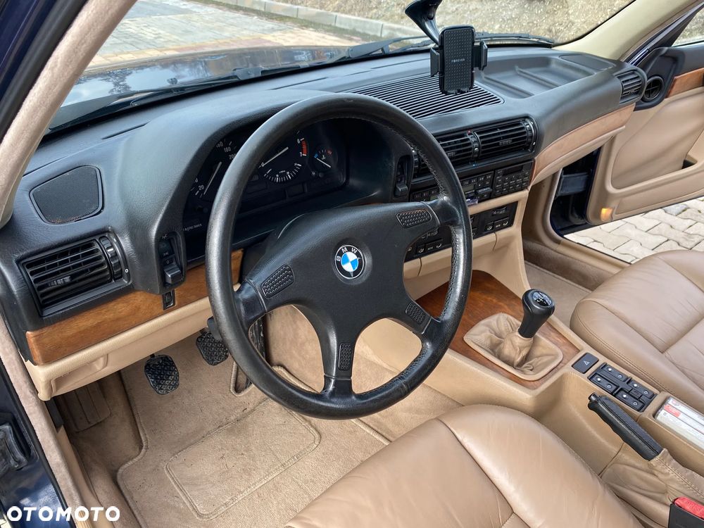BMW Seria 7 - 22