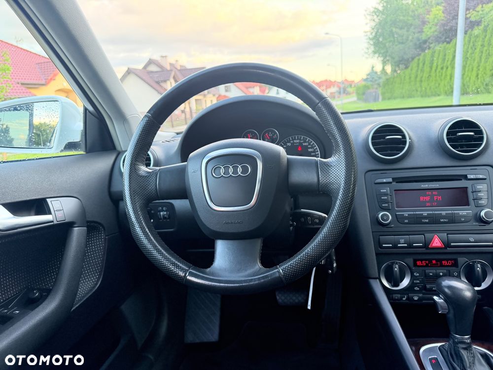Audi A3 Sportback - 10