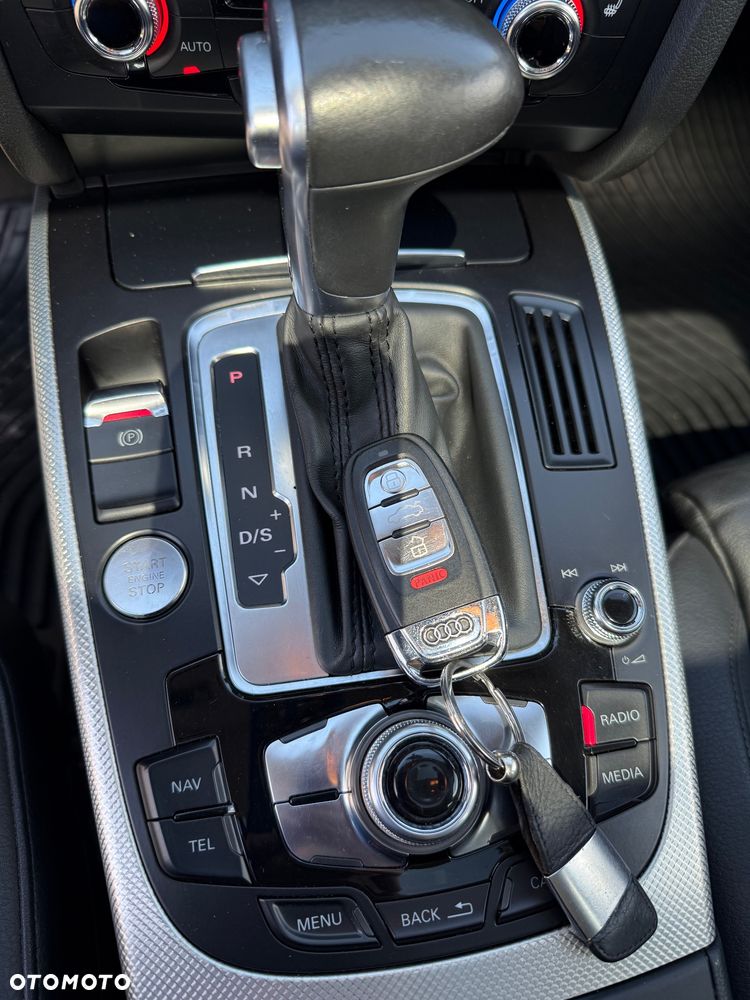 Audi A4 Limousine - 6