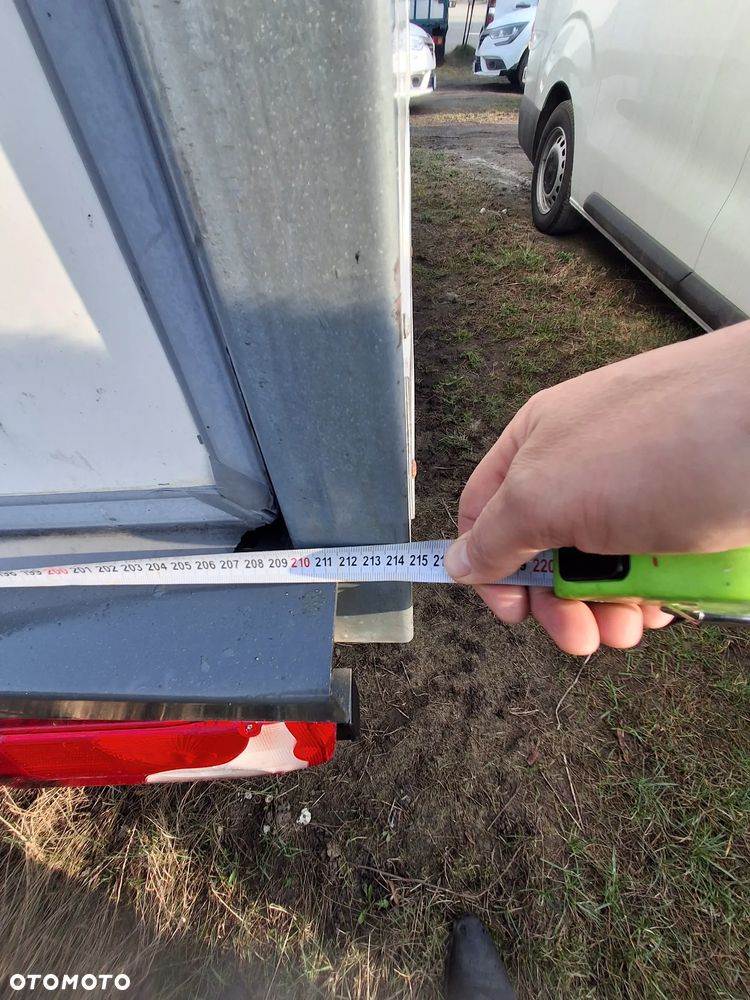 Mercedes-Benz Sprinter - 31