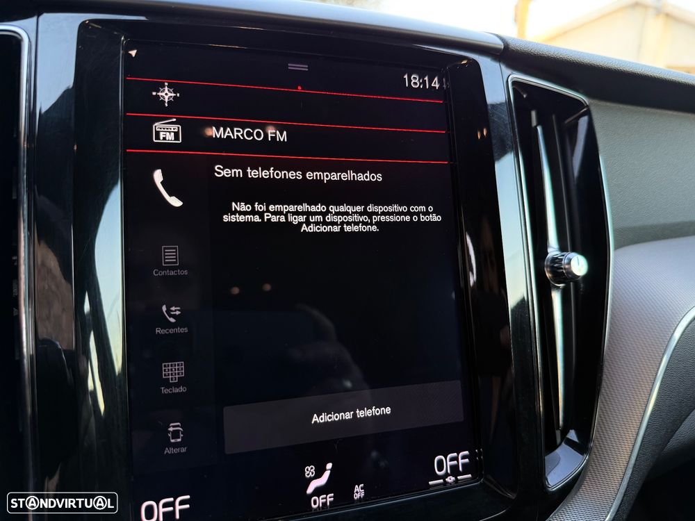 Volvo XC 60 2.0 D4 R-Design Geartronic - 32