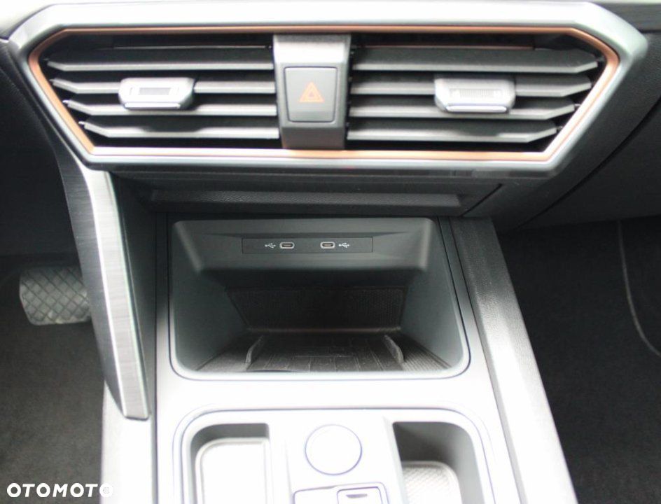 Cupra Formentor - 33