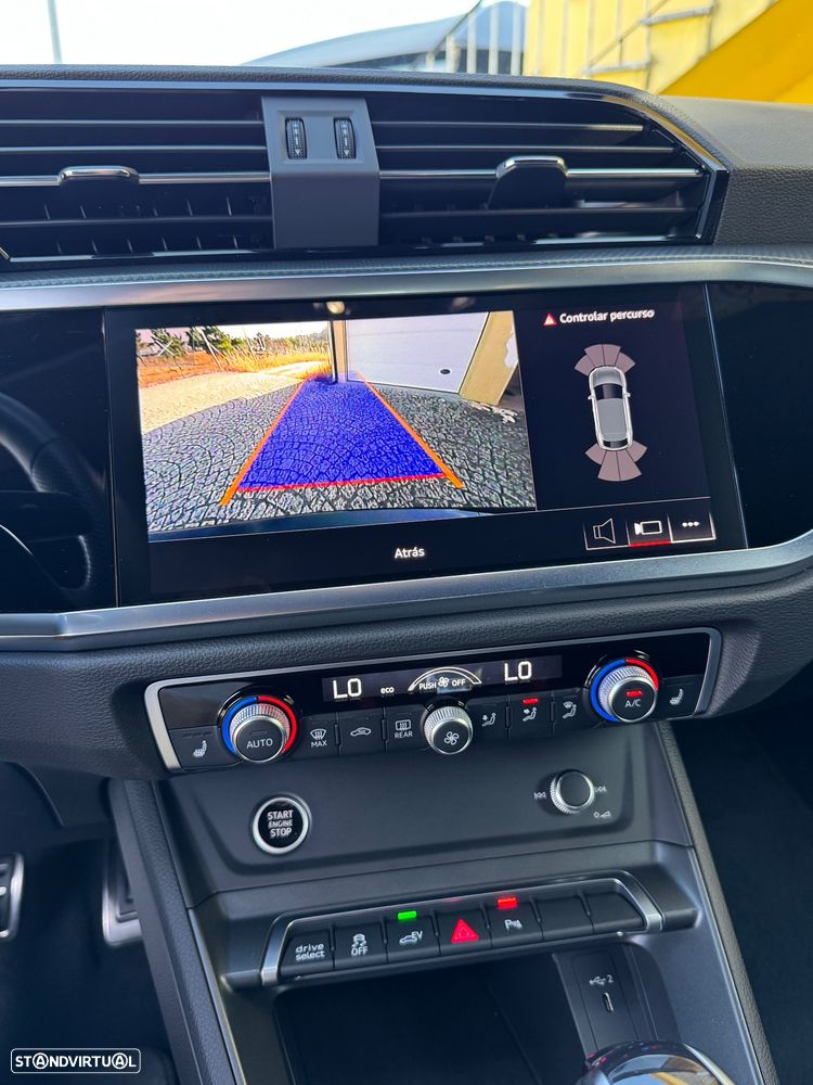 Audi Q3 45 TFSIe S tronic S line - 31