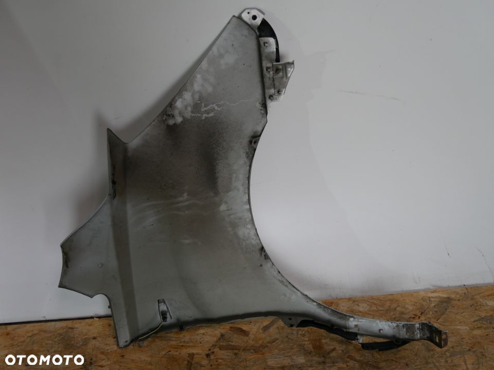 BŁOTNIK PRZEDNI LEWY HYUNDAI H1 I800 07-15 MCL - 6