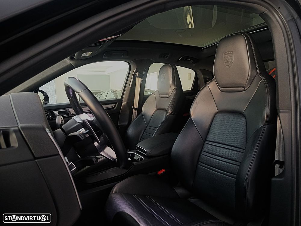 Porsche Cayenne Coupé - 23