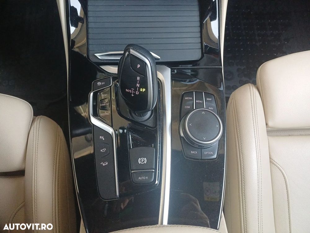 BMW X3 xDrive20d AT Luxury Line - 18