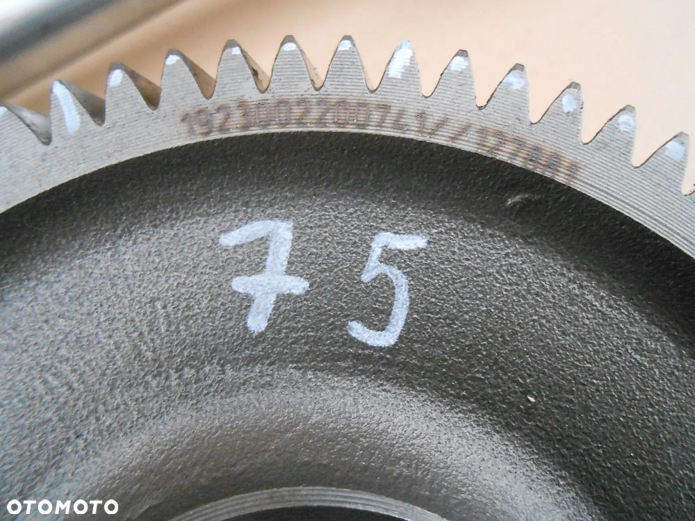 Wałek napędowy skrzyni biegów Z75/89 Case CVX Steyr CVT150 - 4