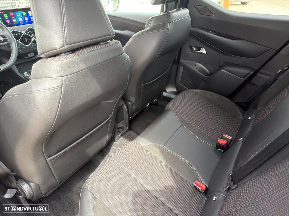 DS DS3 PureTech 130 Aut. PERFORMANCE LINE + - 15
