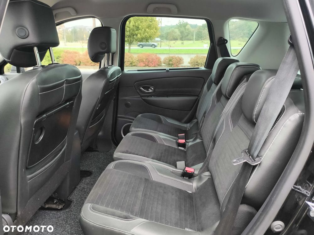 Renault Scenic Energy dCi 130 S&S Xmod Bose Edition - 16