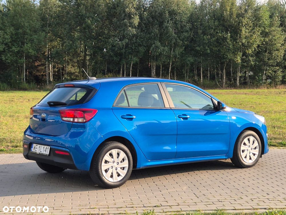 Kia Rio 1.2 L - 20