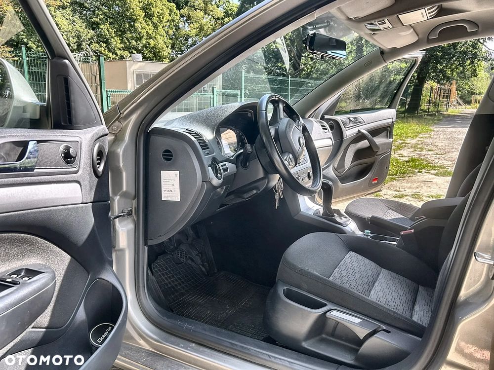 Skoda Octavia 1.4 TSI Ambition - 11