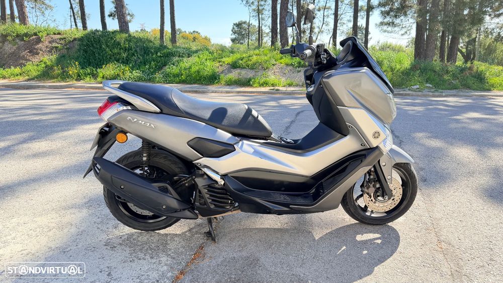 Yamaha NMAX - 4