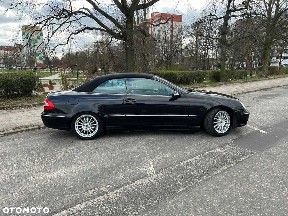Mercedes-Benz CLK - 7