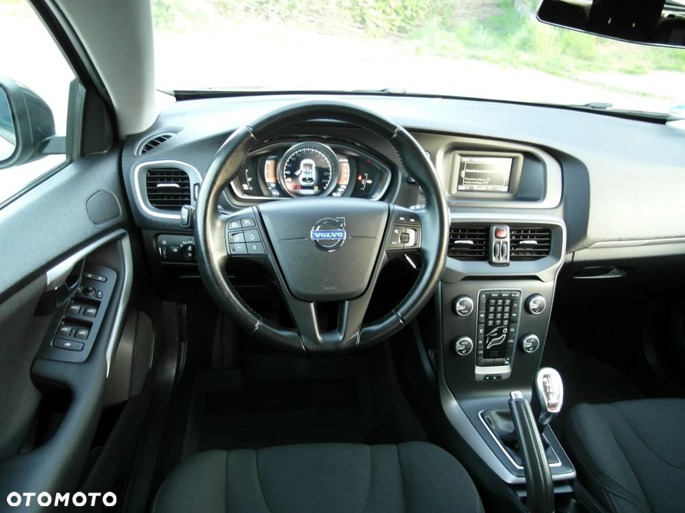 Volvo V40 D2 Kinetic - 21